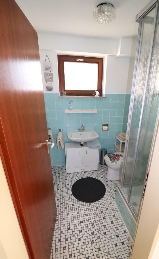 Appartamento Haus Cornelia Einruhr Esterno foto